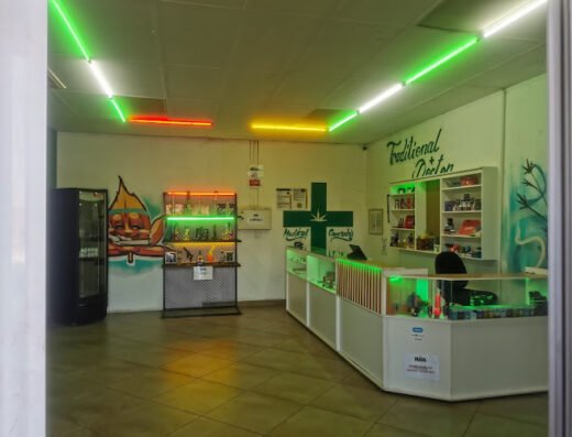 Hush Pretoria North Weed shop in Zambezi Gauteng (Pretoria)